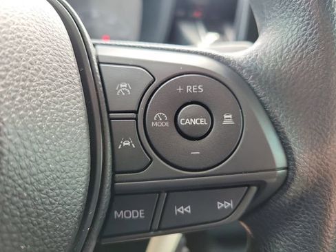 Used 2023 Toyota Corolla LE image 22