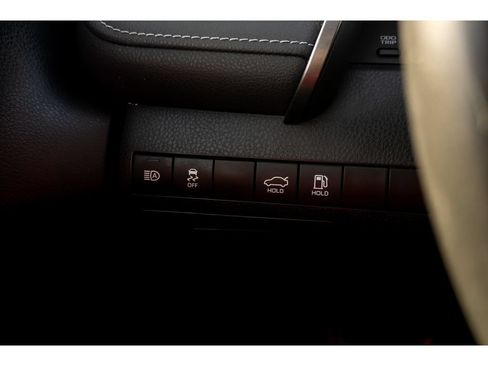 Used 2022 Toyota Camry SE FWD image 25