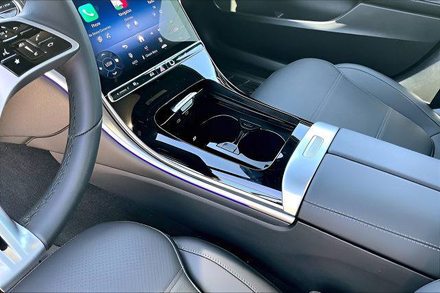 Certified 2025 Mercedes-Benz C 300 Sedan image 9