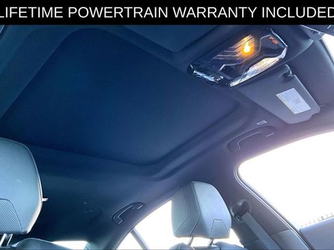 Used 2025 BMW 530i xDrive image 22