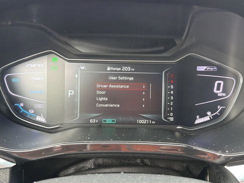 Used 2022 Kia Niro EX FWD image 16