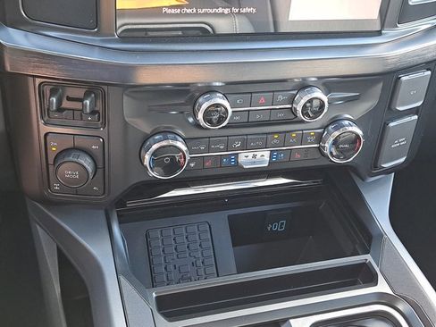 New 2026 Ford F350 Lariat w/ Black Appearance Package image 31