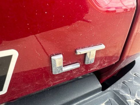 Used 2023 Chevrolet Colorado LT w/ LT Convenience Package III RWD image 6