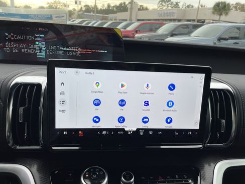 New 2025 Ford Expedition Platinum w/ Stealth Performance Package image 23