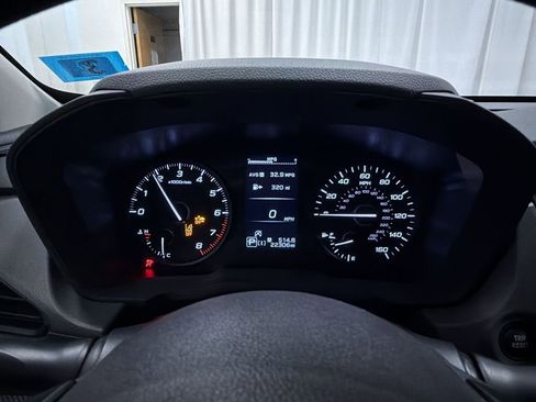 Used 2024 Subaru Crosstrek 2.0i image 17