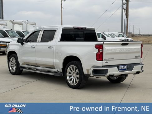 Used 2021 Chevrolet Silverado 1500 High Country w/ Technology Package image 6