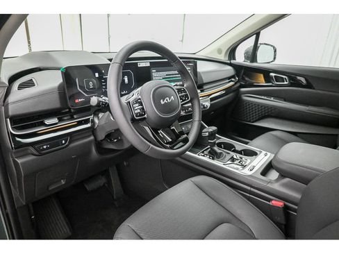 New 2026 Kia Carnival SX Prestige FWD image 19