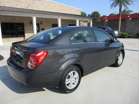 Used 2015 Chevrolet Sonic LT FWD image 12