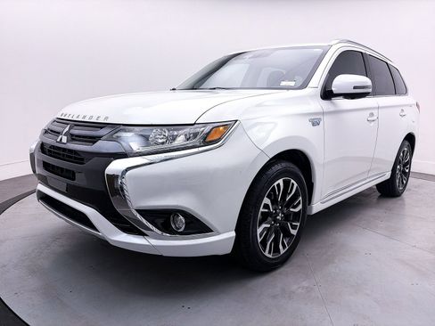 Used 2018 Mitsubishi Outlander GT image 7
