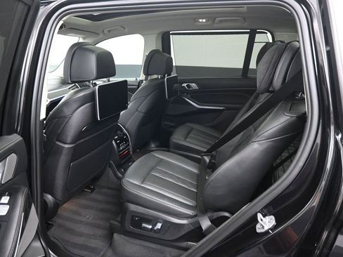 Used 2019 BMW X7 xDrive50i w/ Premium Package AWD/4WD image 10