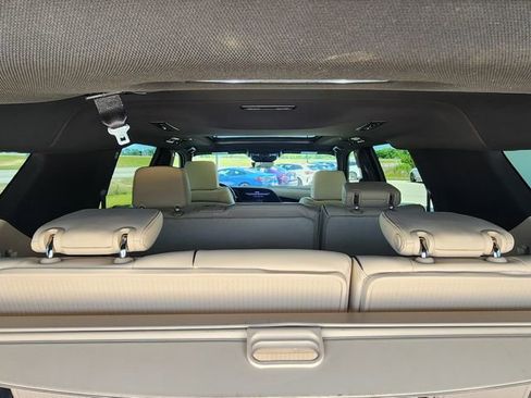 Used 2024 Cadillac Escalade ESV Premium Luxury w/ LPO, Floor Liner Package AWD/4WD image 28