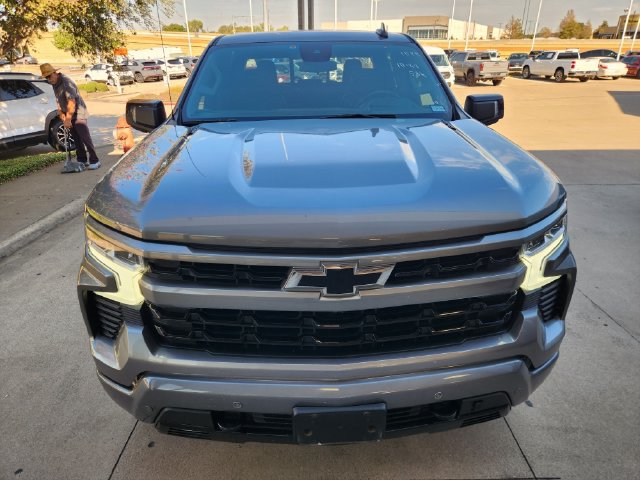 Used 2024 Chevrolet Silverado 1500 RST AWD/4WD image 2