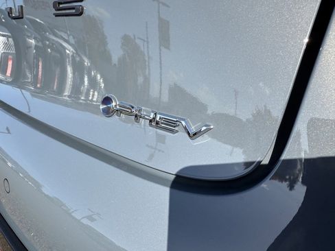 New 2026 Toyota Prius Plug-In Hybrid image 7