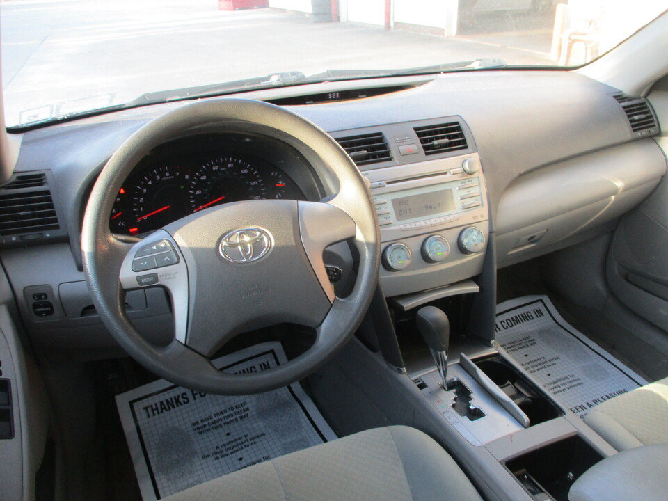 Used 2007 Toyota Camry LE FWD image 7