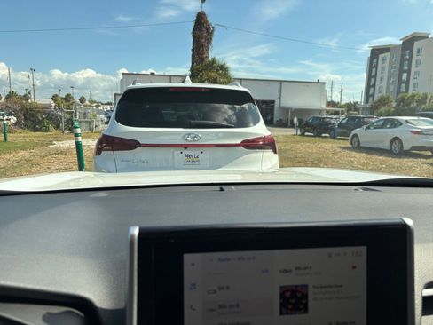 Used 2025 Toyota RAV4 XLE image 14