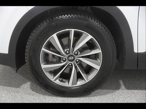 Used 2020 Hyundai Santa Fe Limited AWD/4WD image 20