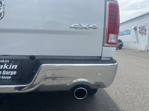 Used 2017 RAM 1500 Laramie w/ Convenience Group AWD/4WD image 29