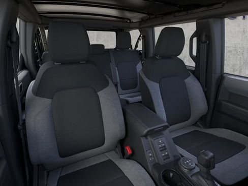 New 2025 Ford Bronco 4-Door AWD/4WD image 10