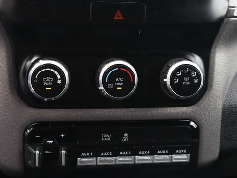 Used 2022 RAM 2500 Tradesman w/ Protection Group AWD/4WD image 34
