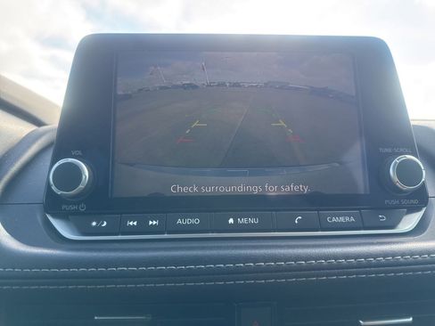 Certified 2023 Nissan Rogue SV FWD image 39