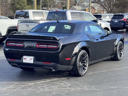 Used 2021 Dodge Challenger R/T Scat Pack image 15