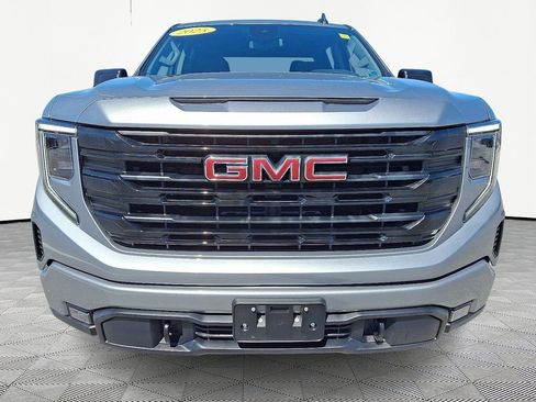 Used 2025 GMC Sierra 1500 Elevation image 2