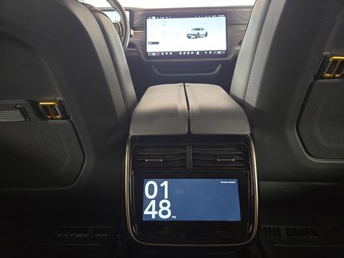 Used 2023 Rivian R1T Launch Edition image 28