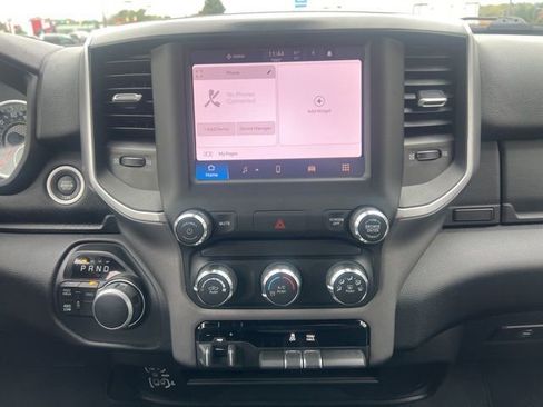 Used 2024 RAM 2500 Big Horn w/ Bed Utility Group image 17