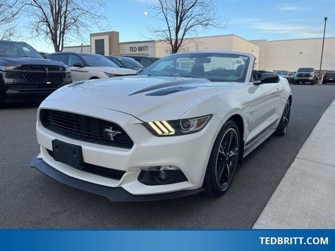 Used 2017 Ford Mustang GT Premium w/ Equipment Group 401A image 3