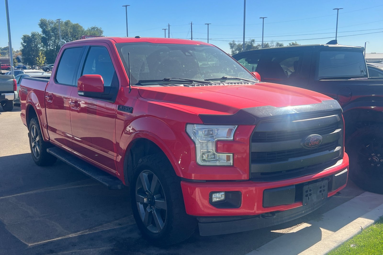 Used 2017 Ford F150 Lariat w/ Equipment Group 502A Luxury AWD/4WD image 2