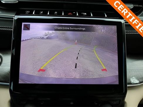 Used 2021 Jeep Grand Cherokee L Limited image 24