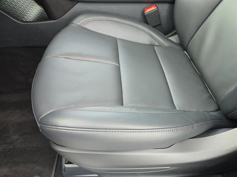 New 2025 Lincoln Aviator 2WD w/ Equipment Group 101A image 18