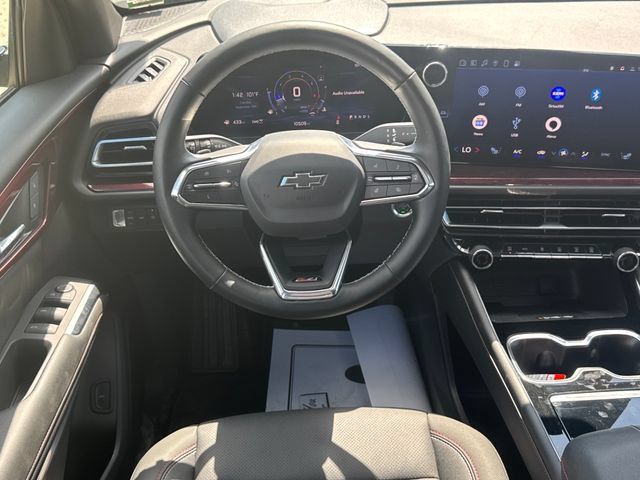 Used 2025 Chevrolet Traverse Z71 w/ Driver Confidence Package AWD/4WD image 24