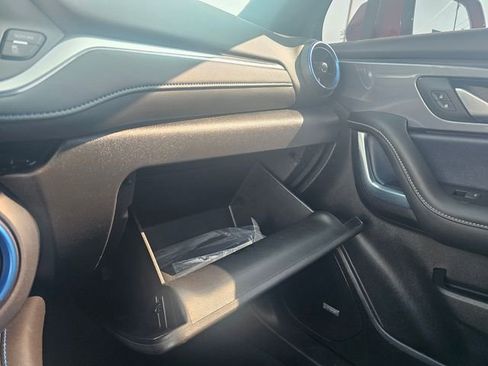 Used 2023 Chevrolet Blazer RS image 23