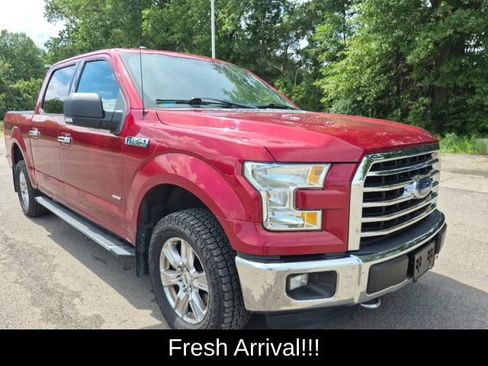 Used 2016 Ford F150 XLT w/ Equipment Group 301A Mid AWD/4WD image 13