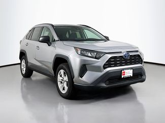 Used 2021 Toyota RAV4 LE AWD/4WD video 1