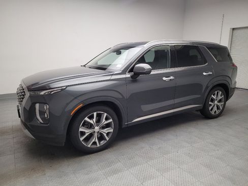 Used 2022 Hyundai Palisade SEL w/ 8P Bench Seat Package FWD image 2