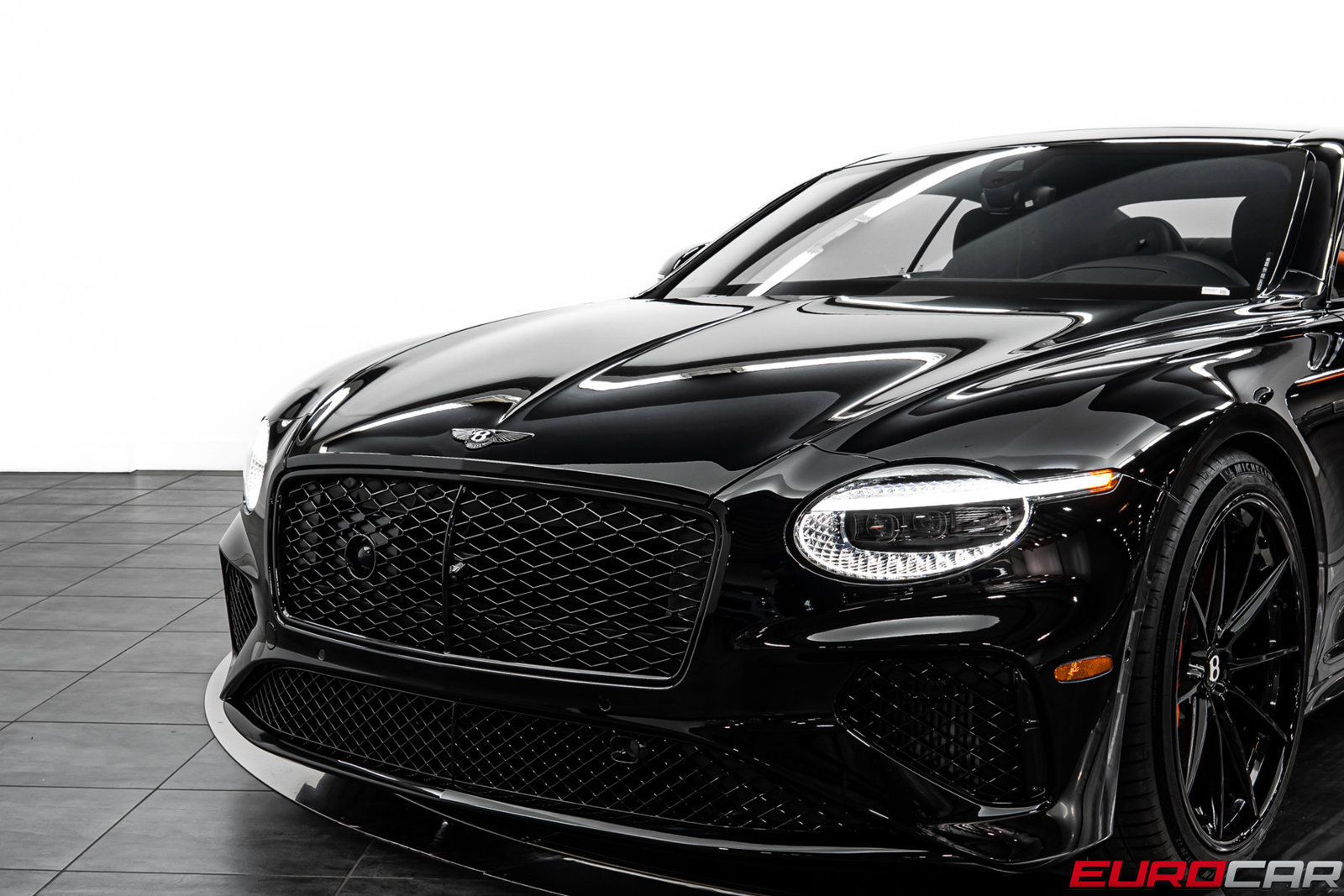 Used 2025 Bentley Continental GT AWD/4WD image 12