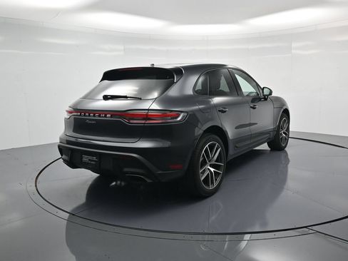 Certified 2026 Porsche Macan AWD/4WD image 30