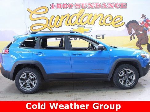 Used 2019 Jeep Cherokee Trailhawk w/ Cold Weather Group image 1