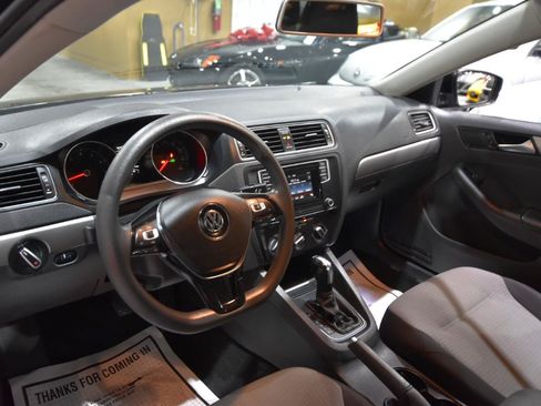 Used 2017 Volkswagen Jetta S FWD image 12