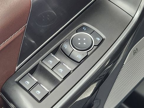 Used 2023 Ford F150 Lariat image 24