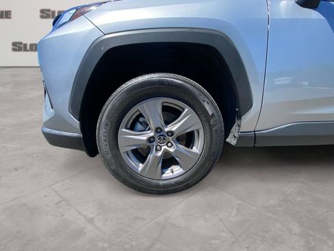 Used 2025 Toyota RAV4 XLE image 9