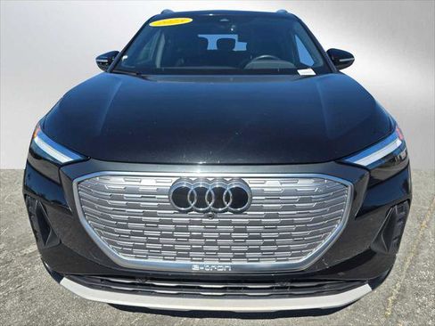 Used 2023 Audi Q4 e-tron Premium Plus w/ Premium Plus image 8