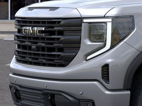 New 2026 GMC Sierra 1500 Elevation AWD/4WD image 13