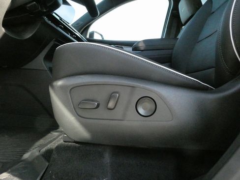 New 2026 Buick Enclave Sport Touring w/ Power Package image 8