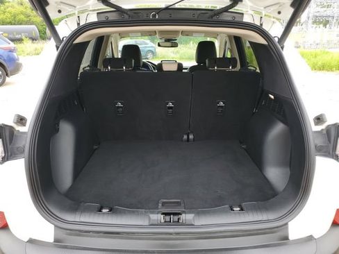 Used 2020 Ford Escape Titanium AWD/4WD image 8