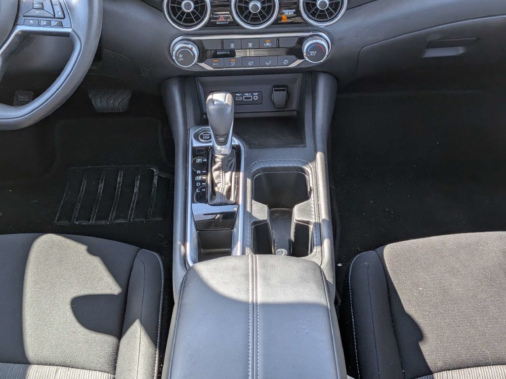 Used 2025 Nissan Sentra SV FWD image 15
