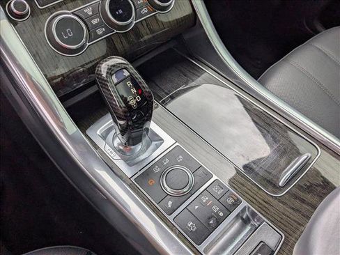 Used 2014 Land Rover Range Rover Sport HSE image 12