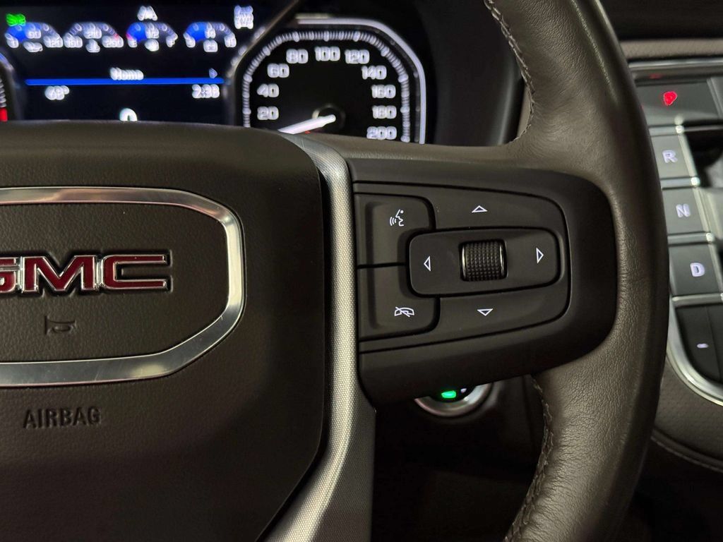 Used 2021 GMC Yukon SLT w/ SLT Luxury Package AWD/4WD image 16